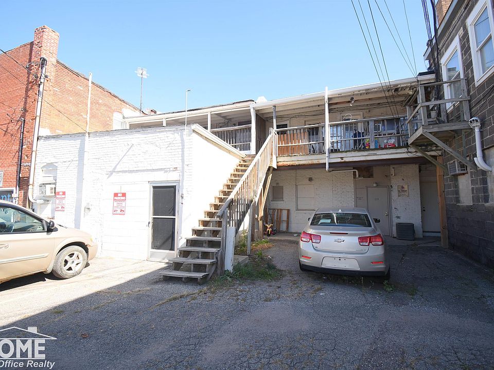 2nd image of 211-213 N Ball St