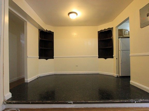 3rd image of 9934 67th Ave