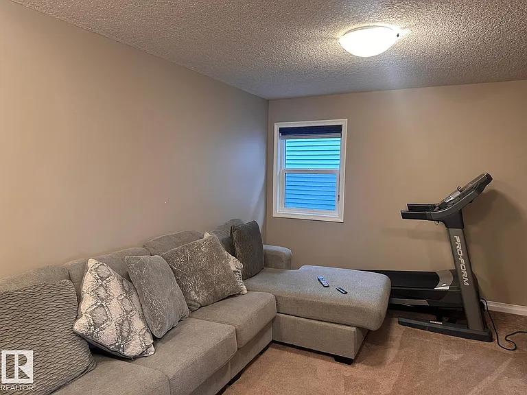 3571 Cherry Lndg SW — Photo 12