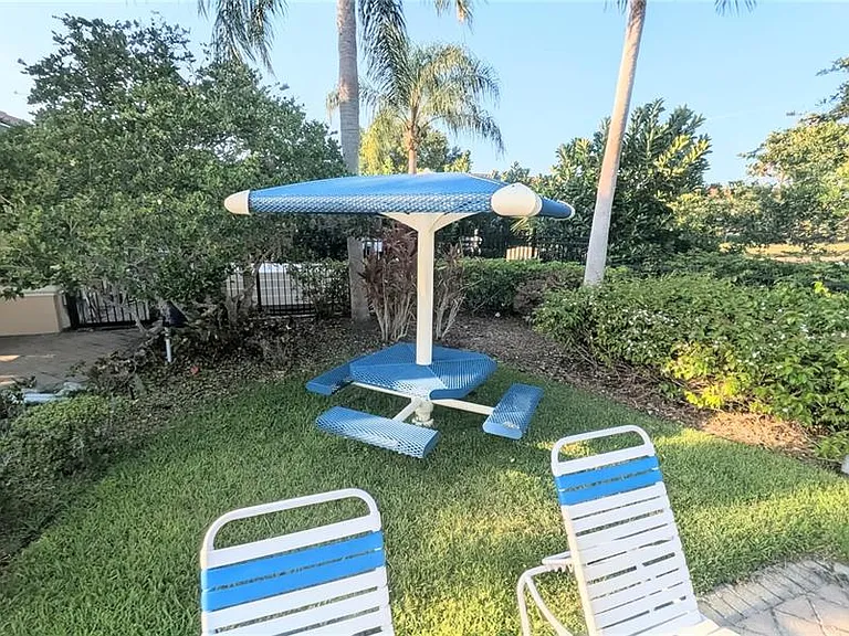 3696 Parkridge Cir #26-105 — Photo 32