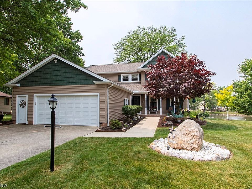 1st image of 993 Meadowlark Ln