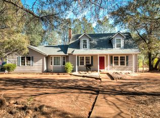 17805 Windsor Ln, Anderson, CA 96007