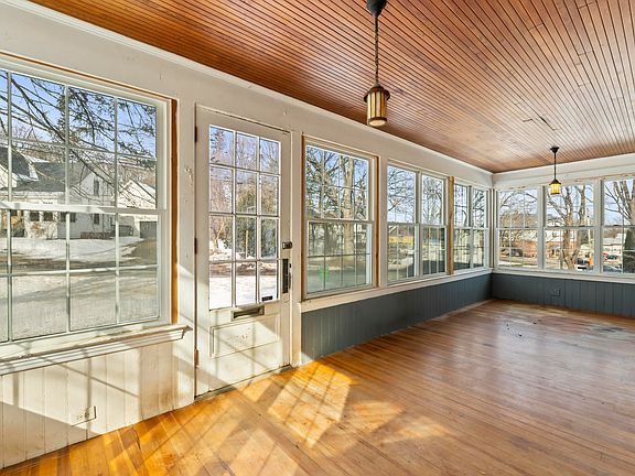 4th image of 8 Prospect Street