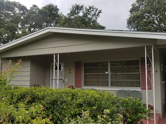 3rd image of 4 S Lincoln Ave