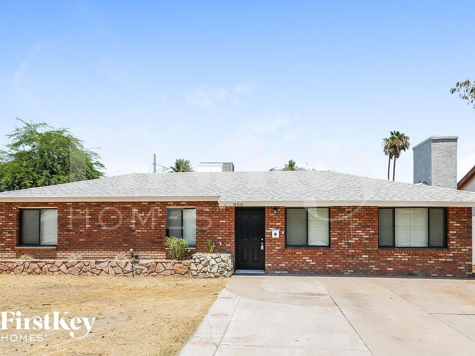 1st image of 806 E El Caminito Dr