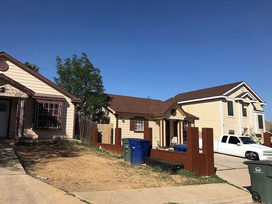 2nd image of 3118 Medio Ct