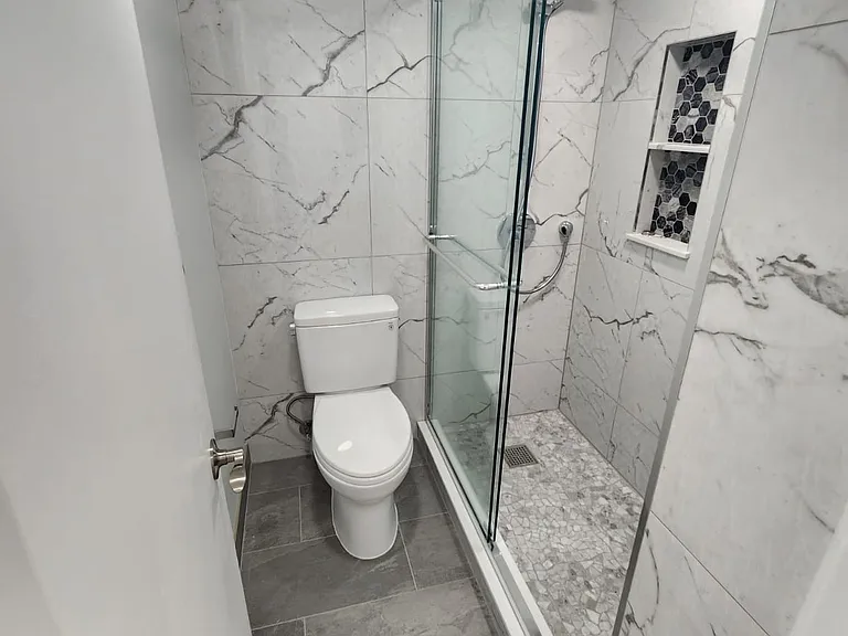11319 Commonwealth Dr #102 — Photo 13