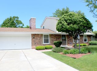 12740 W Brentwood Dr, New Berlin, WI 53151