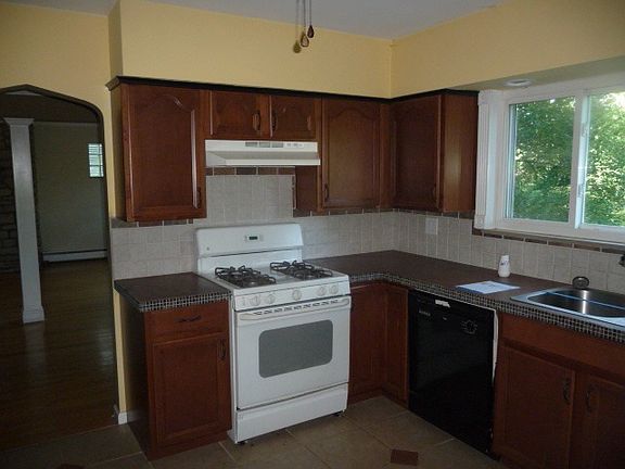 5th image of 1087 Altavia Ave