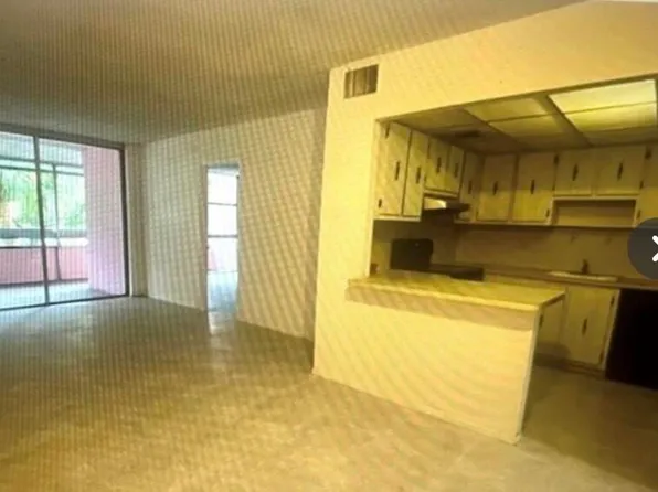 2017 NW 46th Avenue #A206, Lauderhill, FL 33313