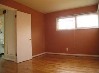 1824 SE Ellis St, Portland, OR 97202