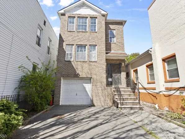35 Tillinghast St, Newark City, NJ 07108