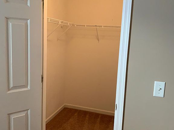4th image of 2273 Patterson Ln E