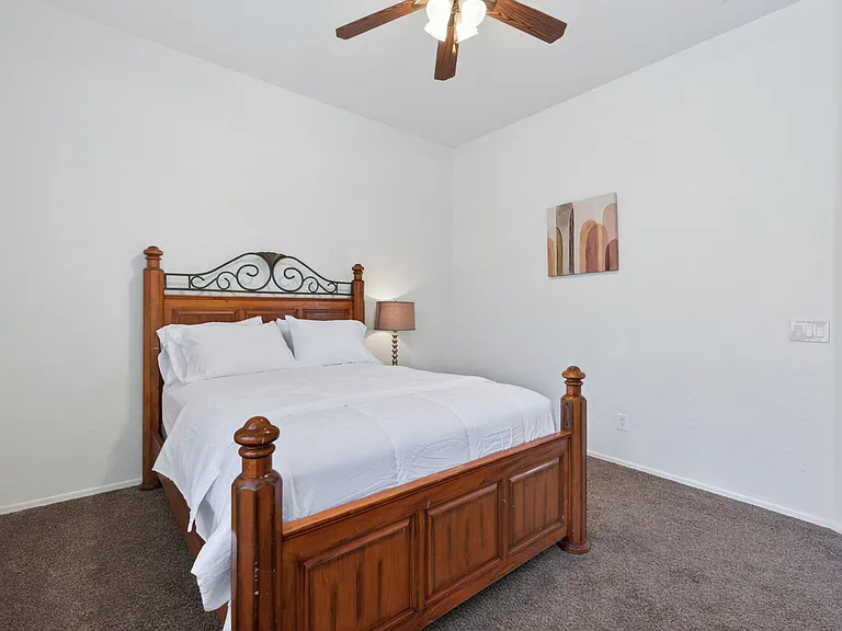 17846 W Buckhorn Dr — Photo 9