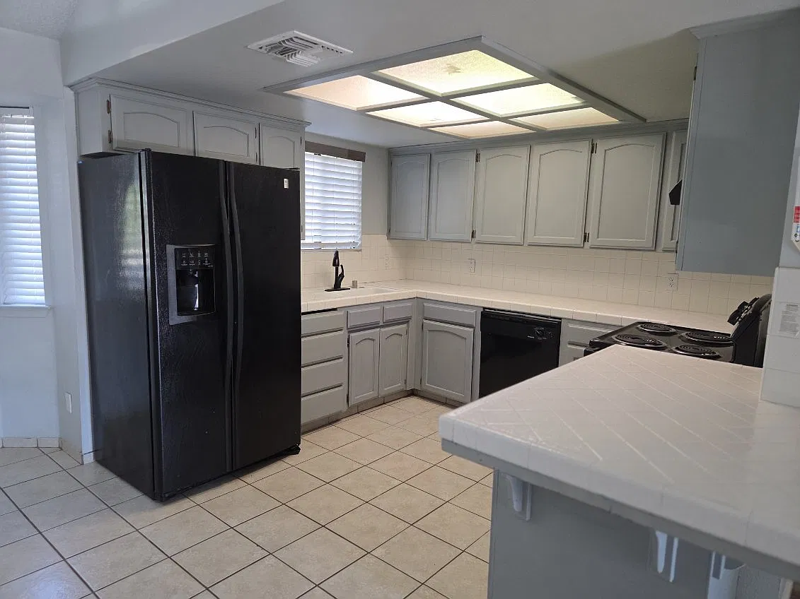 3 bed, 1465 sqft, $2,250 — Photo 4