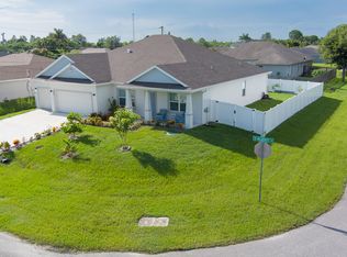 958 SW McDevitt Ave, Port Saint Lucie, FL 34953