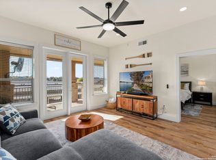 1000 The Cpe #10, Horseshoe Bay, TX 78657