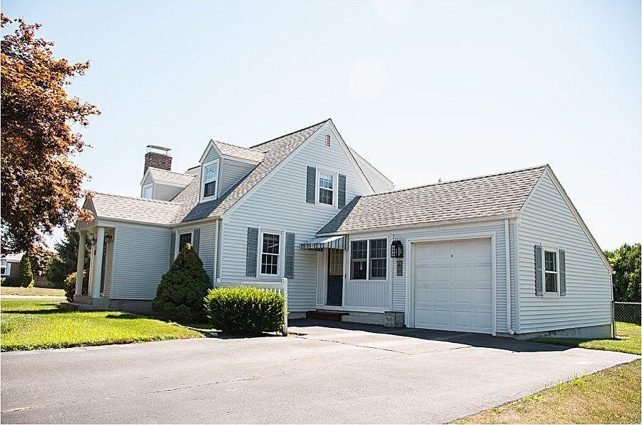 1st image of 37 Elm Dr