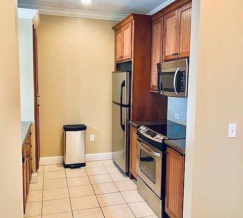 3rd image of 2203 Dorrington St APT 302