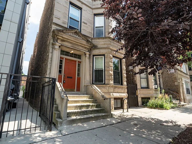1037 S Racine Ave #3R — Photo 1