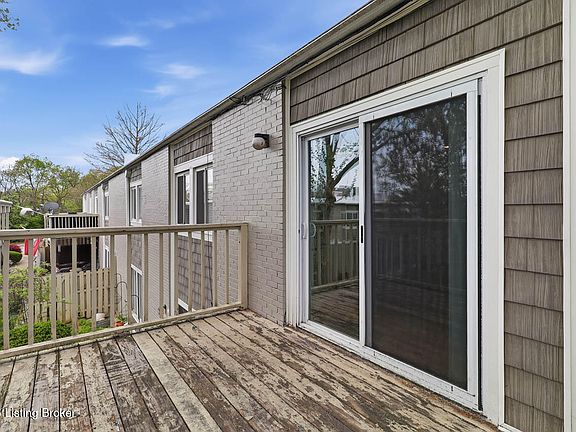 5th image of 1935 Gardiner Ln APT D62