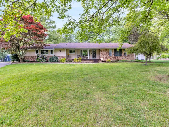 782 Bellflower Dr, Brooklyn, MI 49230