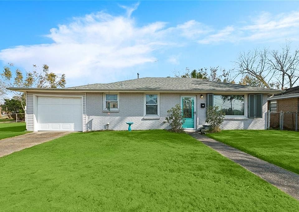1st image of 301 Rural St