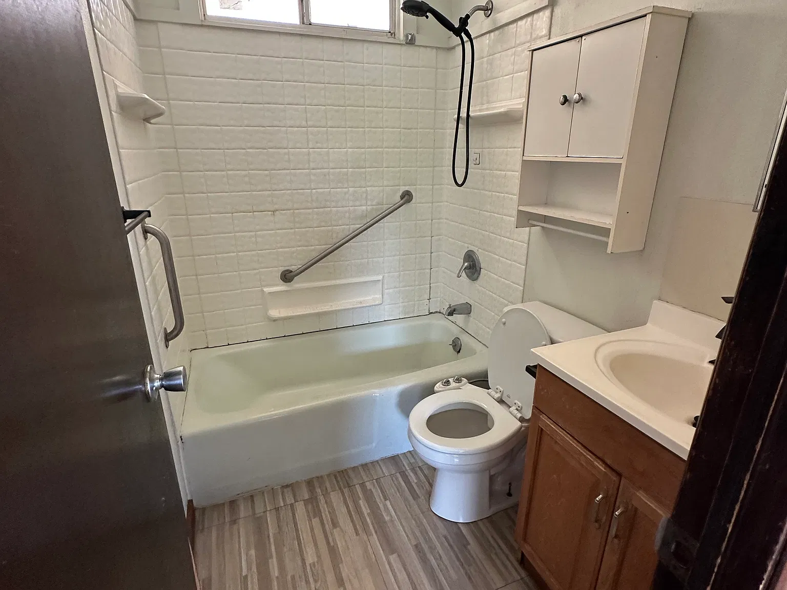 2 bed, 1.5 bath, 500 sqft, $2,300 — Photo 3