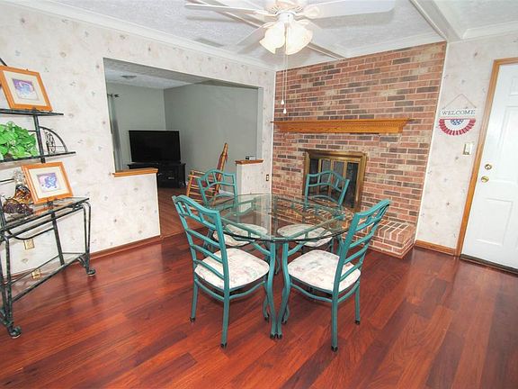 5th image of 10667 Kimberly Dr