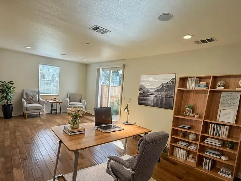 Main Floor Den - Furniture not included