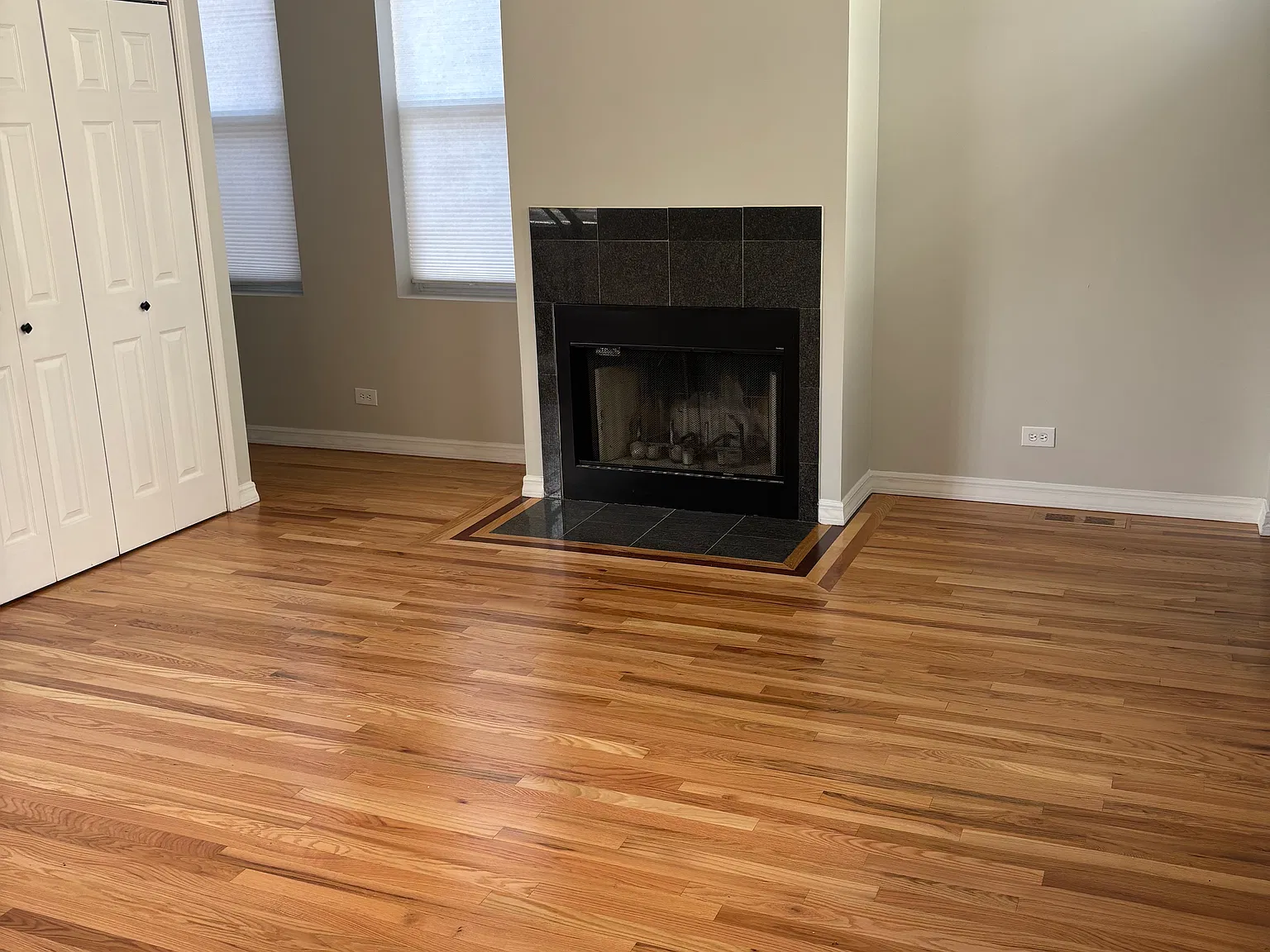 3 bed, 2.5 bath, 2000 sqft, $4,400 — Photo 3