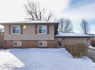 504 W Southridge Rd, Marshalltown, IA 50158
