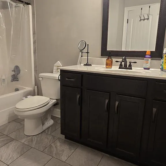 425 Veronica Ct — Photo 45