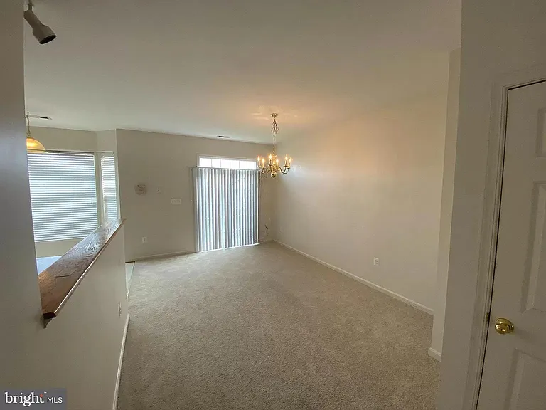 5215 Drakes Ct — Photo 4