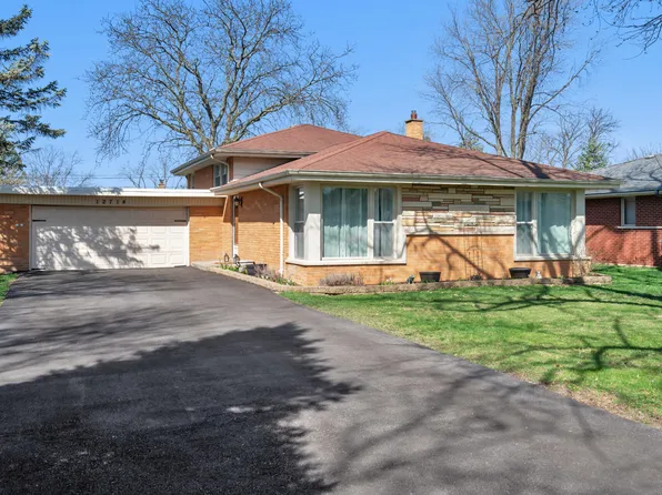 12714 S Westgate Dr, Palos Heights, IL 60463