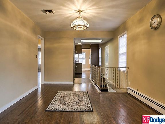 4th image of 411 W 23rd Ave