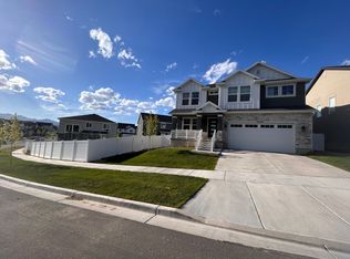 1544 W Stone Gate Dr, Saratoga Springs, UT 84045