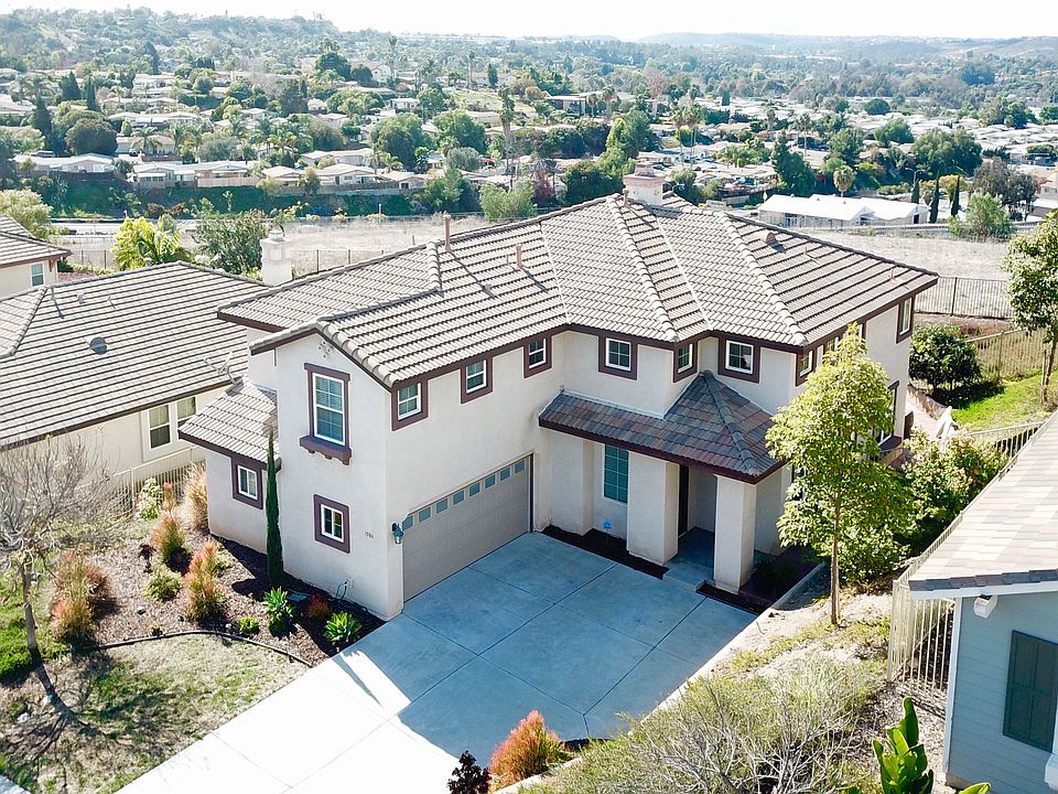 1st image of 1586 Loma Alta