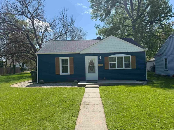 1310 Chalfant St, South Bend, IN 46617