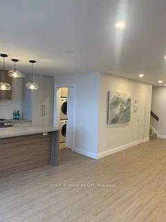 33 Harbour Sq #1616 — Photo 9