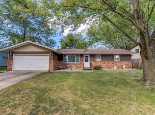 616 Westmoor Dr, Oreana, IL 62554
