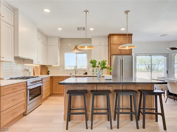 10600 Olivebranch Ave, Las Vegas, NV 89144
