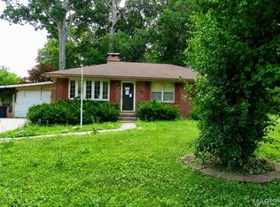 230 Timber Ln, East Alton, IL 62024