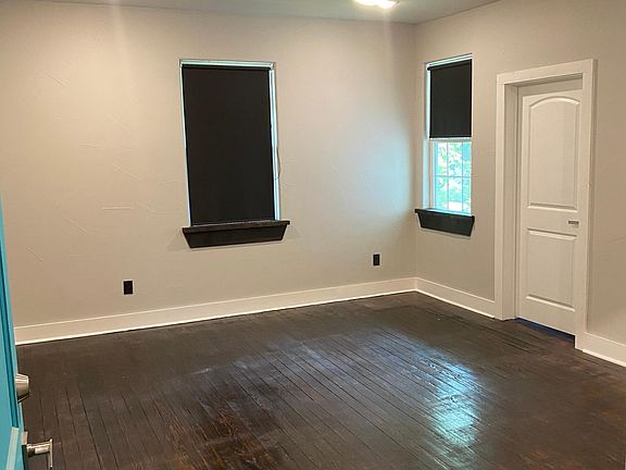 3rd image of 2116 King St Unit 4