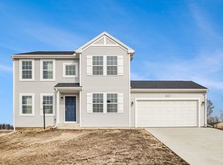 7260 Mammoth Ct, Caledonia, MI 49316