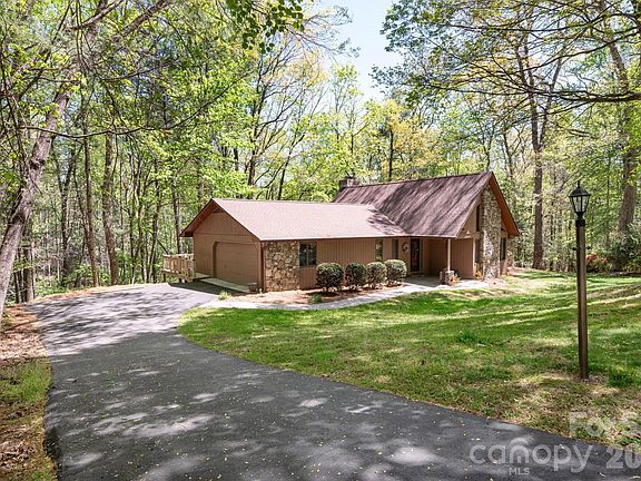2nd image of 114 Timber Creek Rd