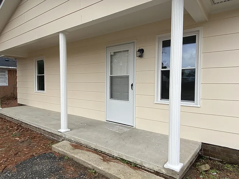4935 Walnut Dr — Photo 3