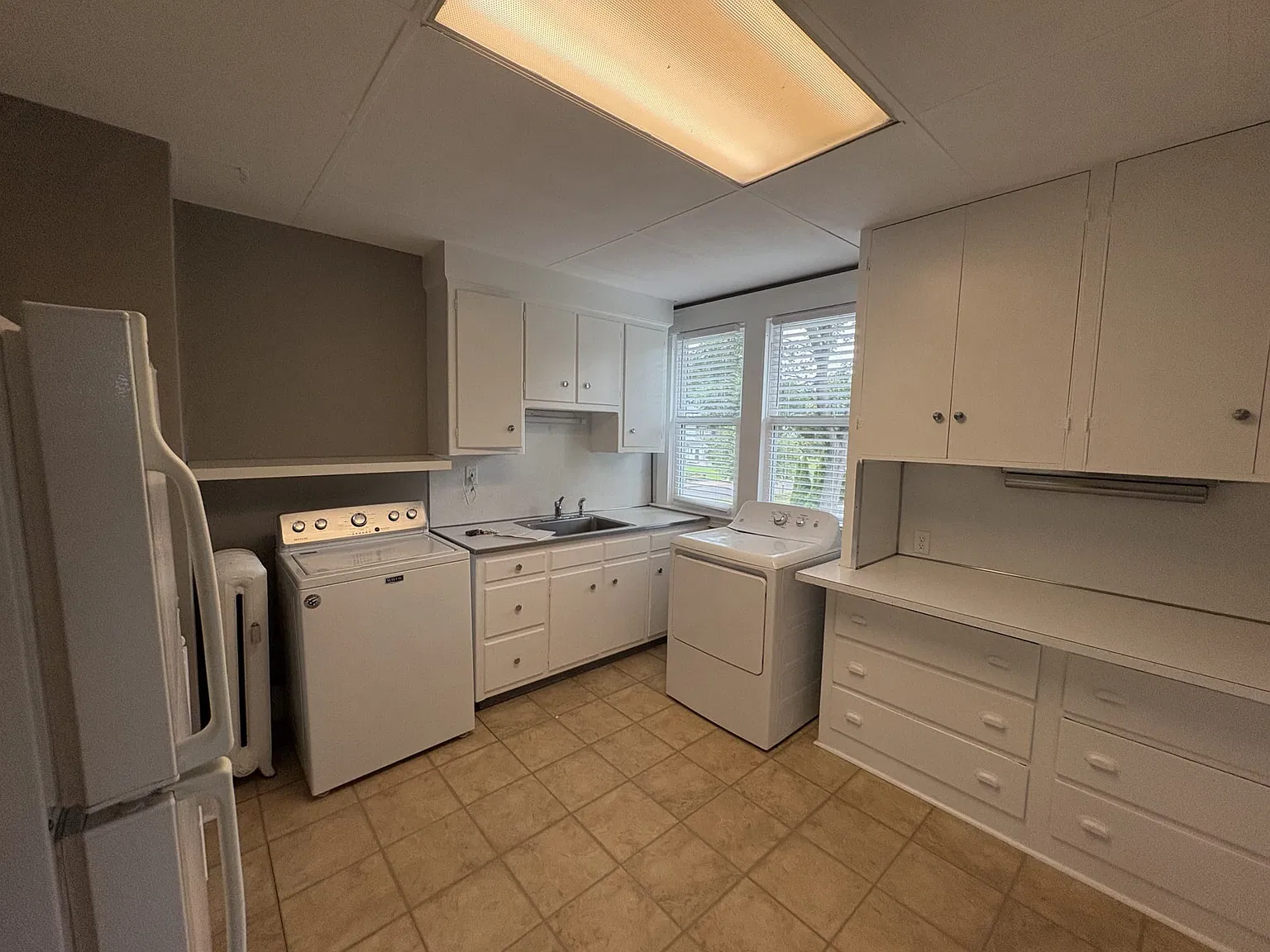 829 Edgewood Avenue — Photo 4