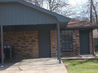 1313 Belvon Pl APT B, Cleburne, TX 76033