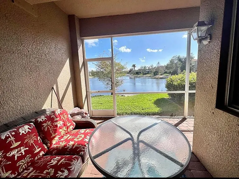 9722 Roundstone Cir — Photo 19
